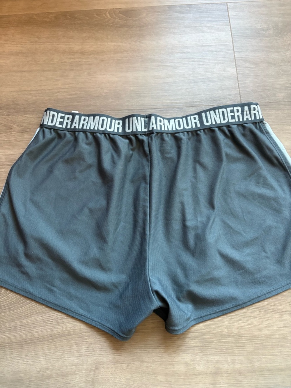 Under Armour Women’s Black and White Athletic Shorts - Picture 2 of 9